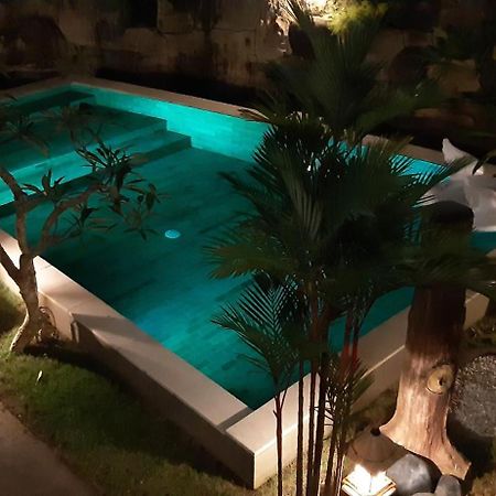Devata Giri Apartment Uluwatu  Exterior photo
